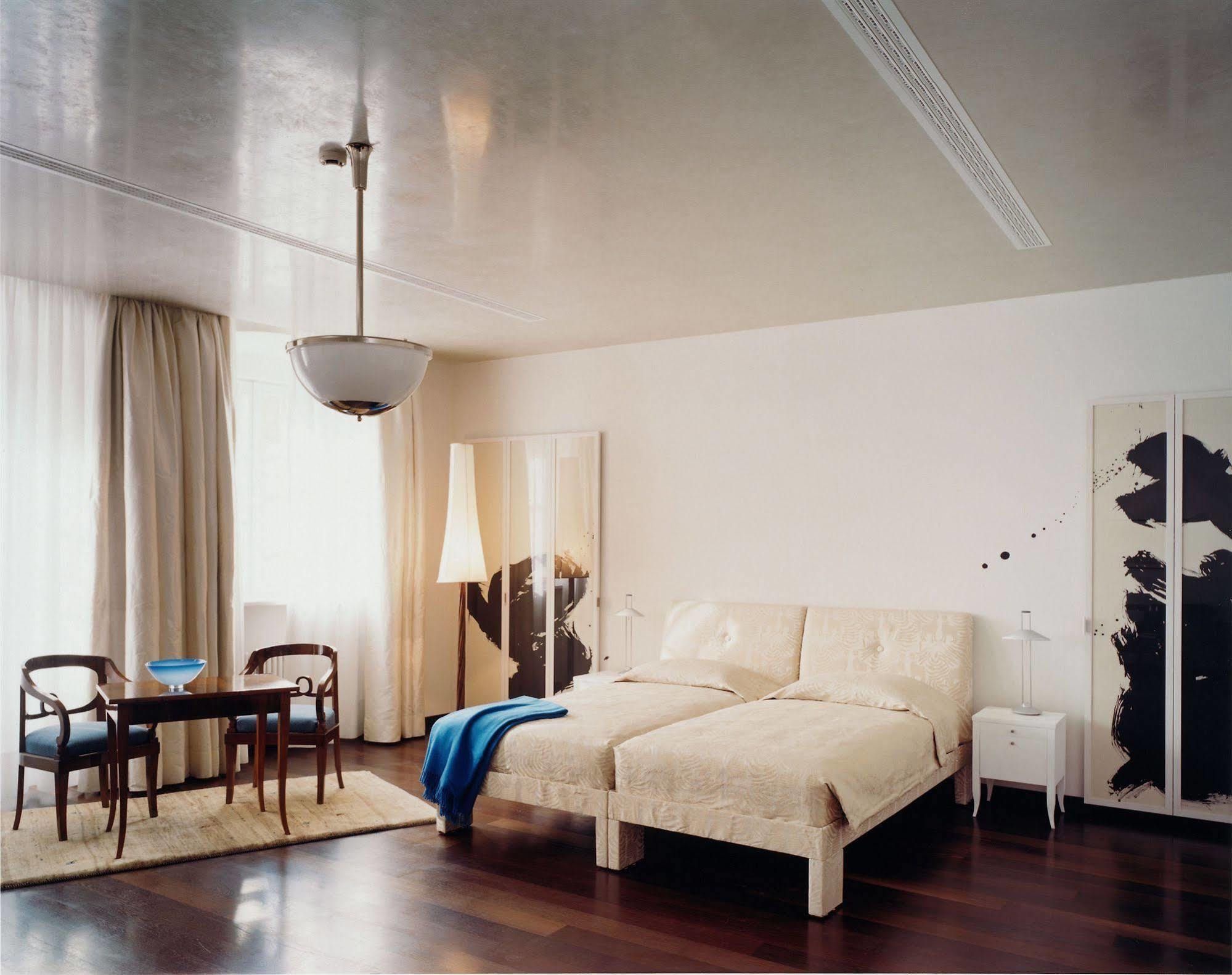 Hotel Greif, A Member Of Design Hotels Bolzano Phòng bức ảnh