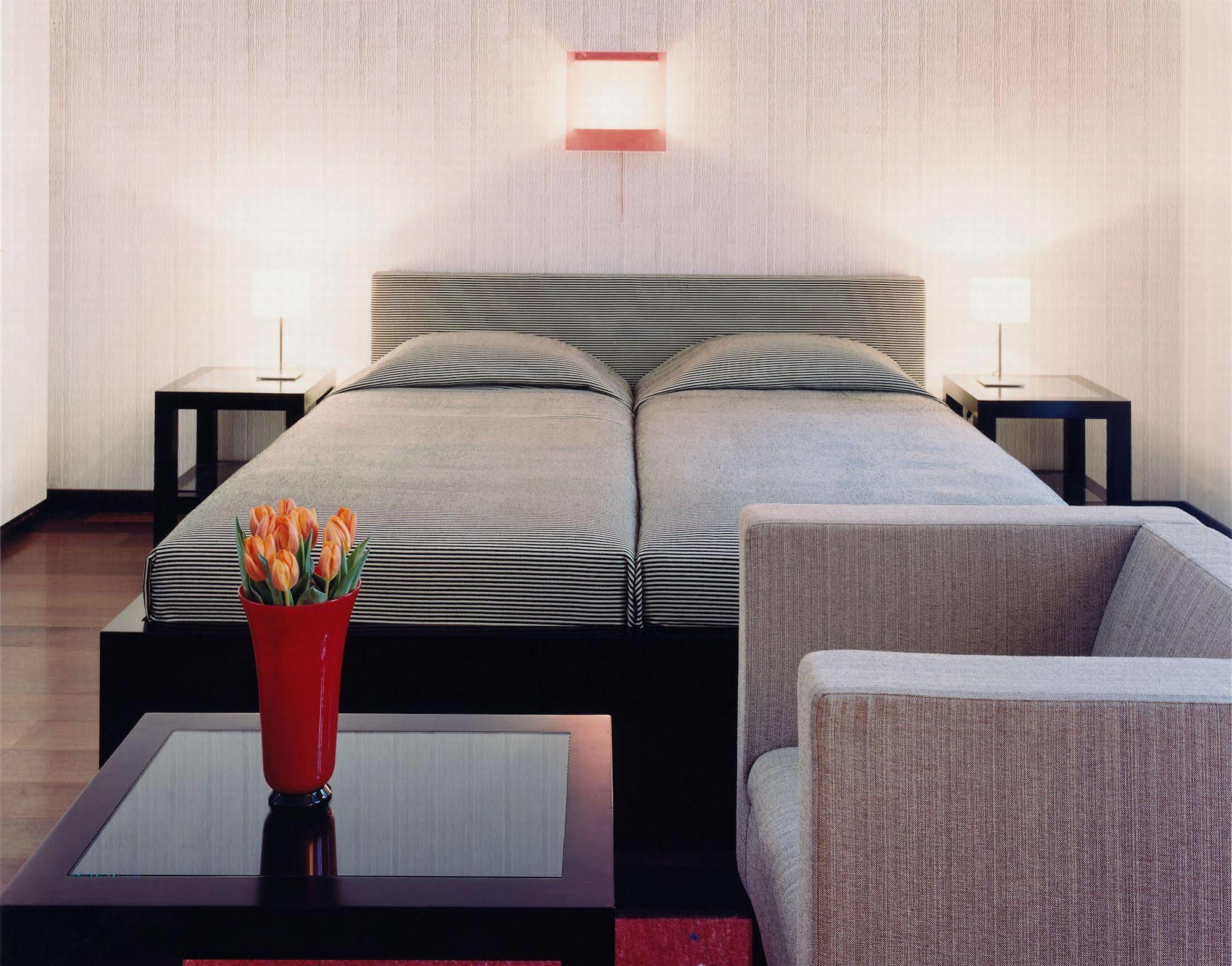 Hotel Greif, A Member Of Design Hotels Bolzano Ngoại thất bức ảnh