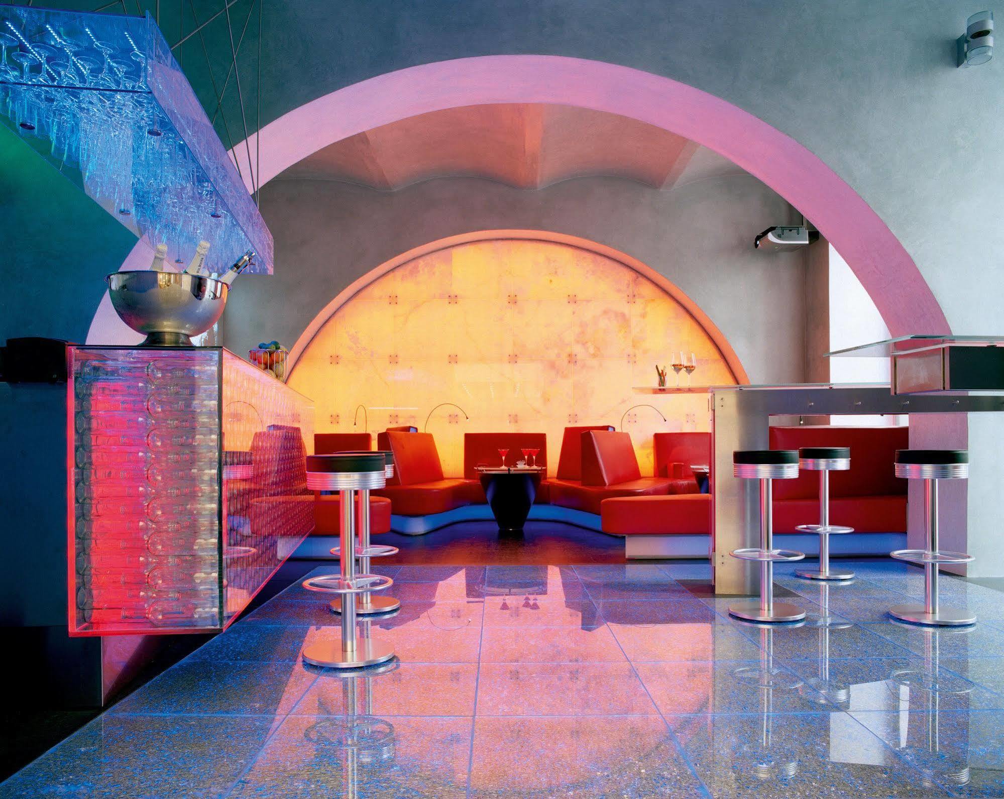 Hotel Greif, A Member Of Design Hotels Bolzano Ngoại thất bức ảnh