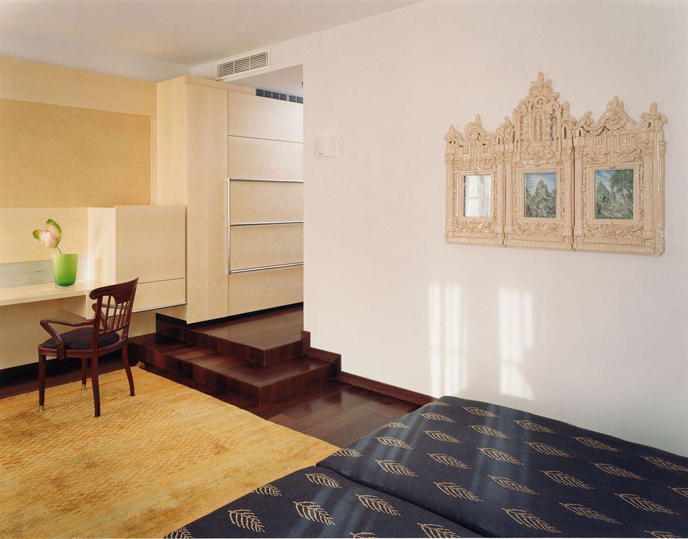 Hotel Greif, A Member Of Design Hotels Bolzano Ngoại thất bức ảnh